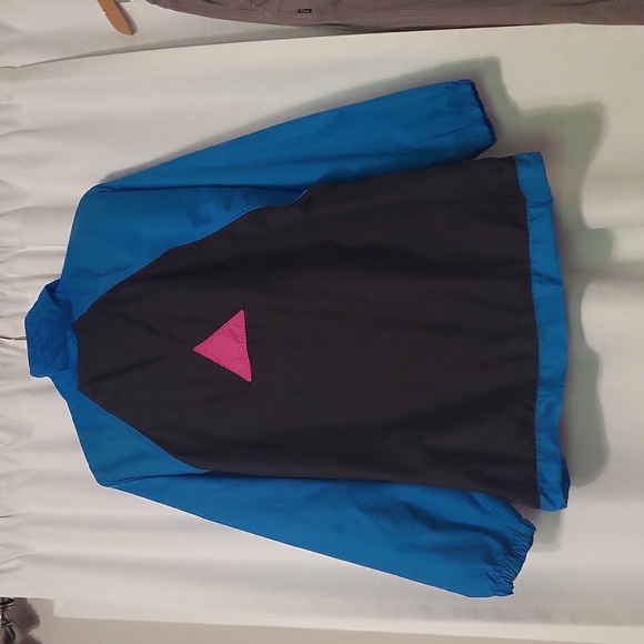 1980s Era Wind Breaker - Picture 2 of 4